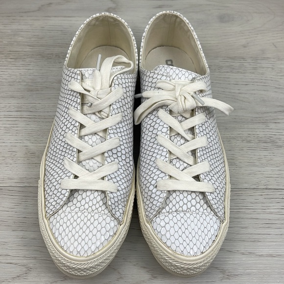 Converse All-Star Leather Low Tops Women’s Size 9 Shoes - Picture 2 of 9